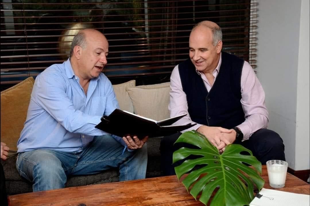 Lic. Nicolás Sant'Anna junto al Senador Germán Coutinho