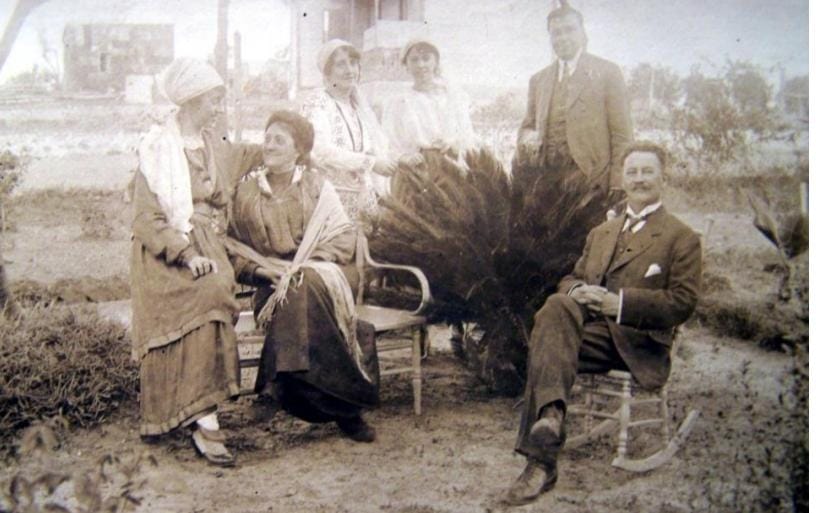 Una tertulia a comienzos del Siglo Pasado - Foto Alberto Eguiluz 