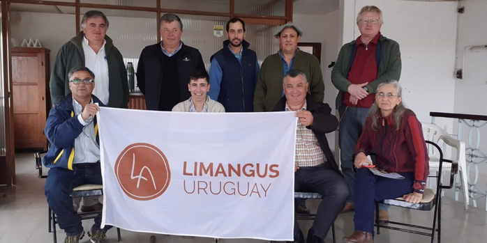 (foto: Robert Gibson y algunos directivos en Expo Melilla)